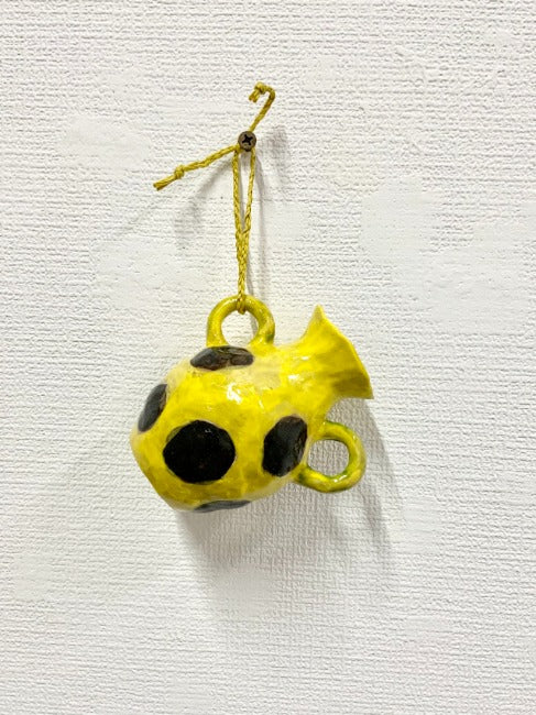 黄色い壺